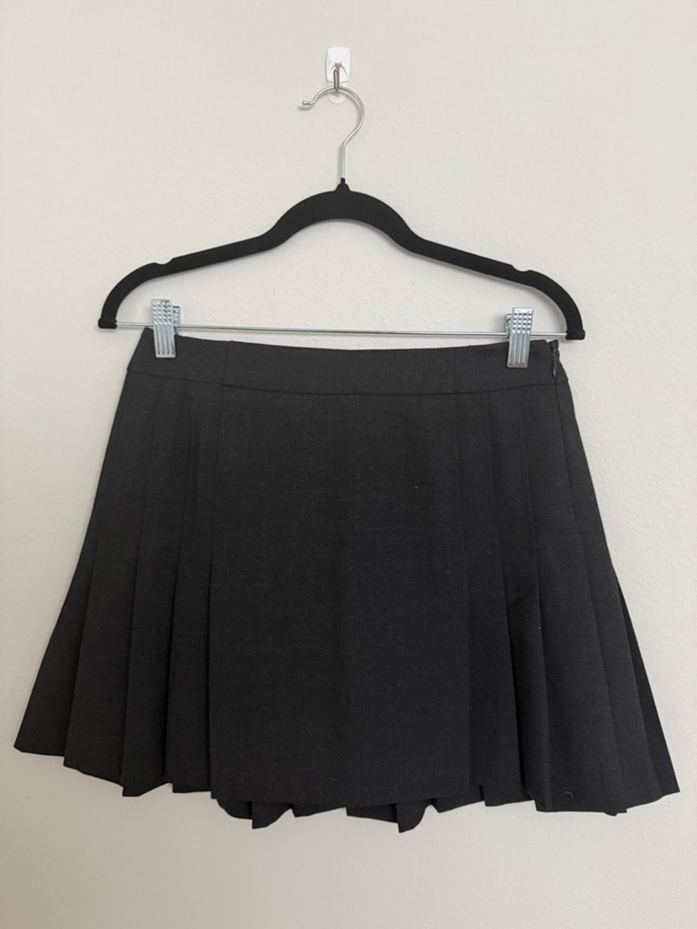 bebe Black Pleated Mini Skirt